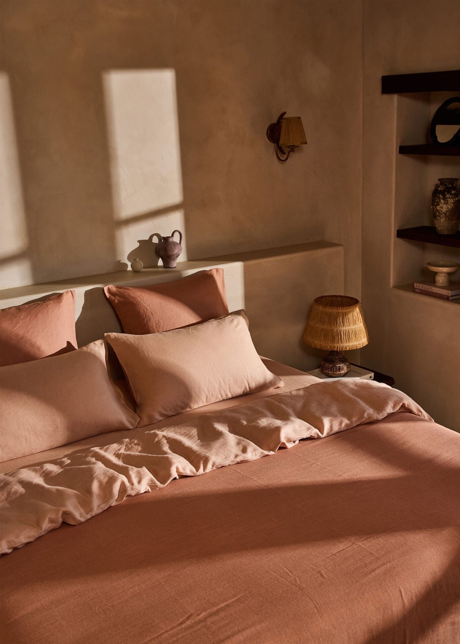Easiest Way to Put on Duvet Cover Without Help: Simple Steps