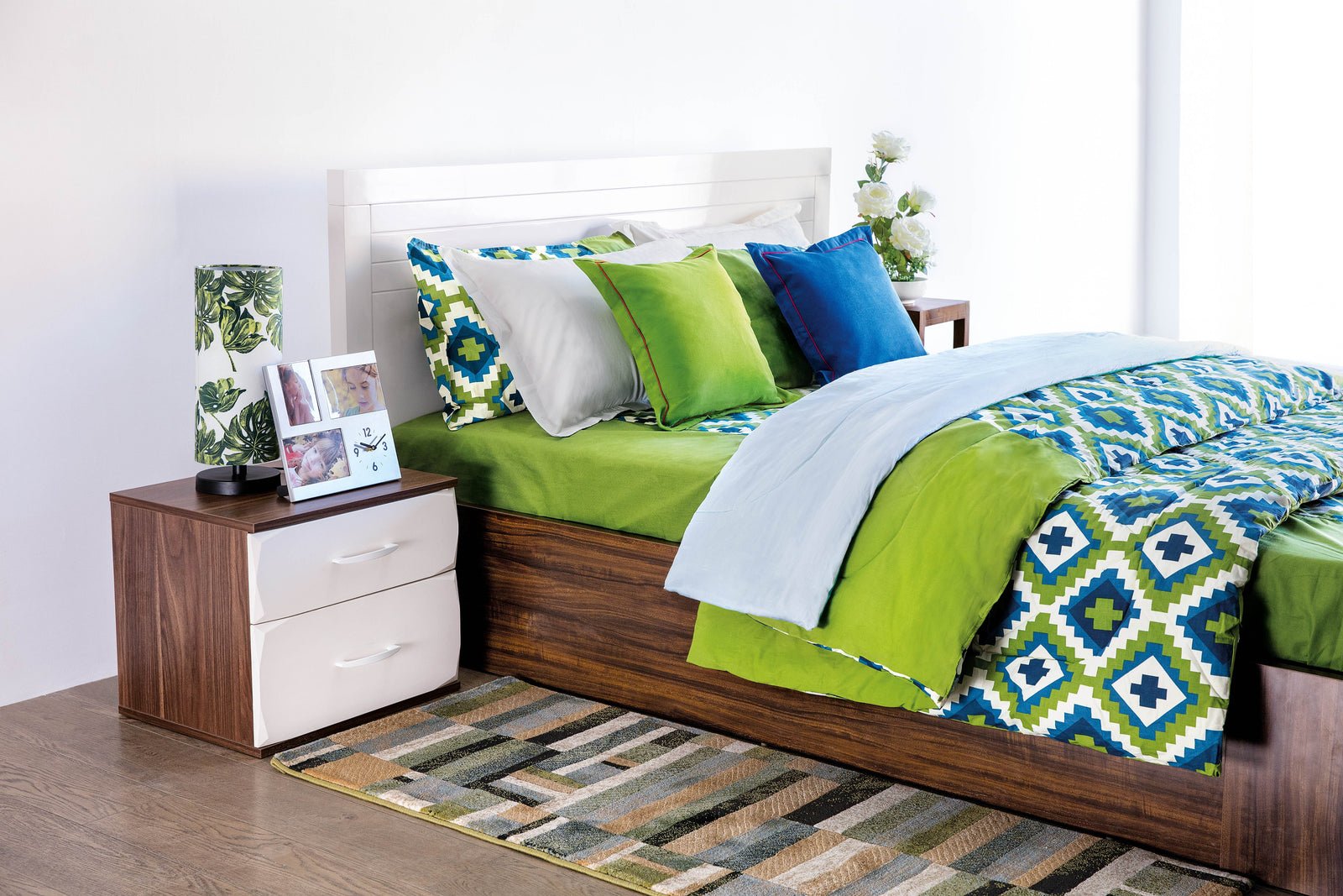 What is Better Duvet Or Comforter for Winter? Expert Guide