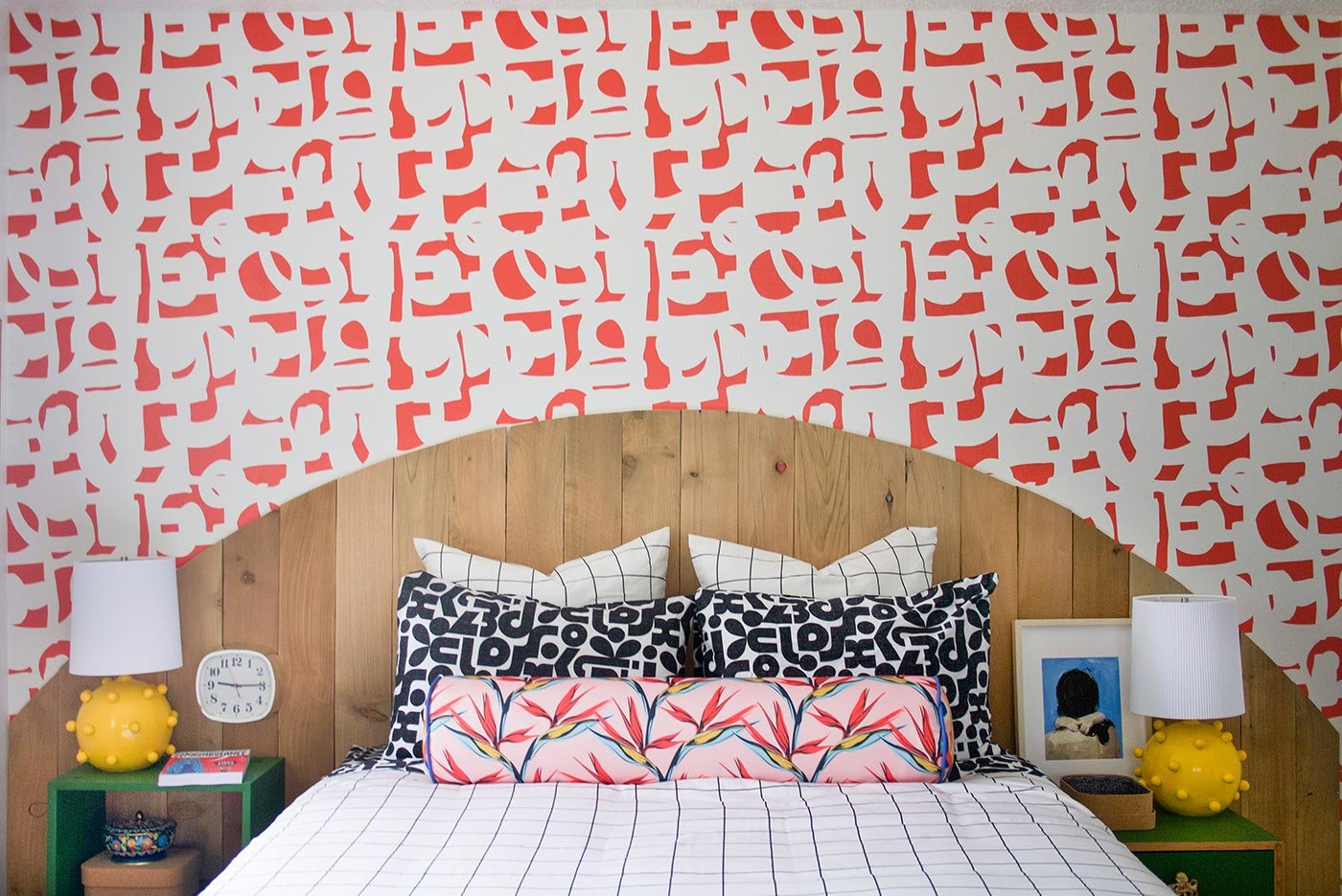 How to Mix And Match Bedding Patterns And Colors Like a Pro