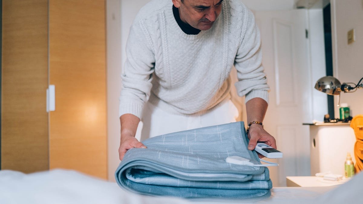How to Wash Electric Blanket Safely: Expert Tips and Tricks