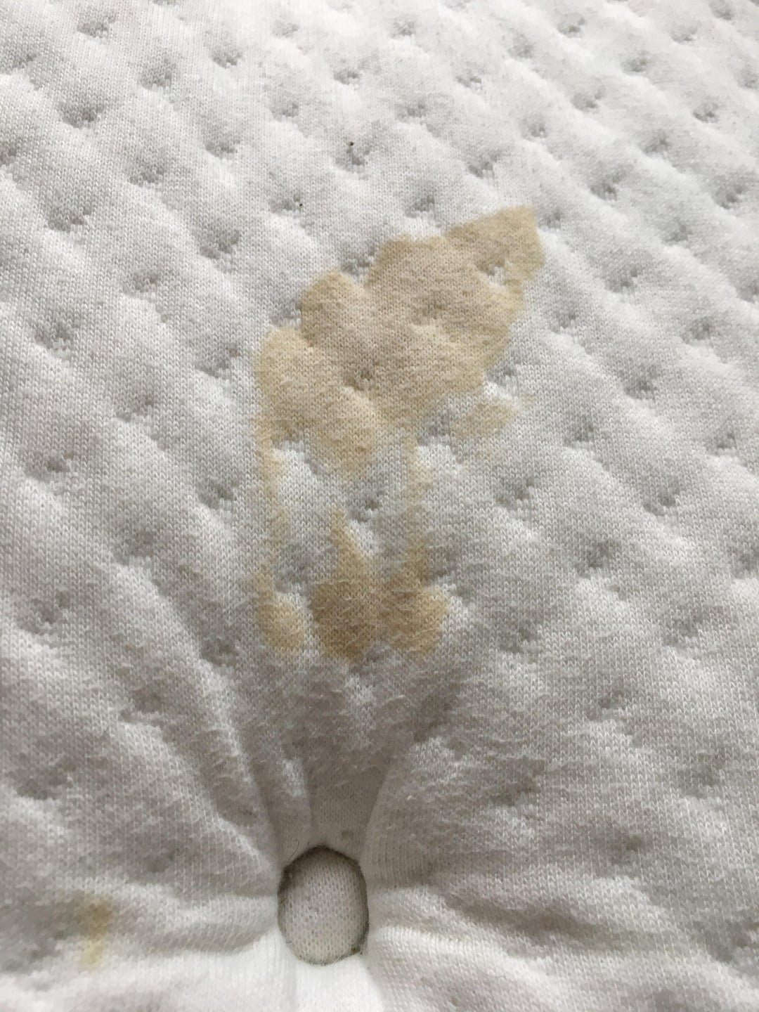How to Get Rid of Mattress Odor Naturally: Fresh Tips That Work