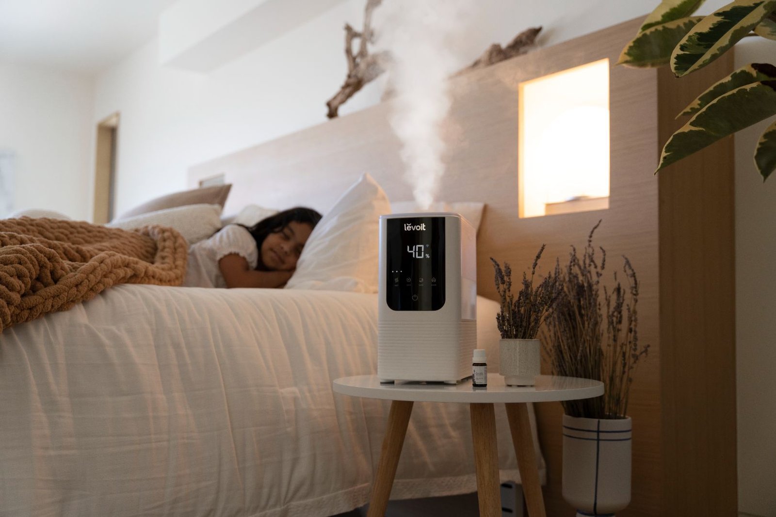 Bedroom Humidifier Benefits During Winter: Breathe Better Air