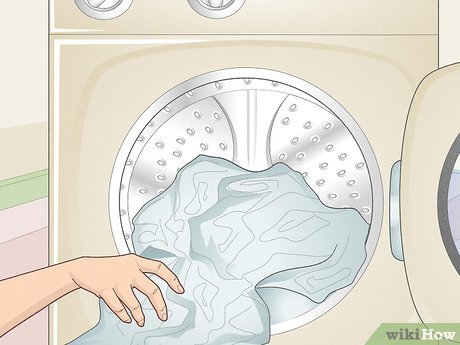 How to Clean Bed Sheets Without Washing Them: Expert Tips