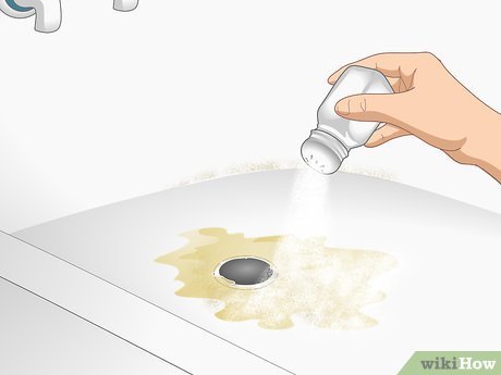 How to Remove Rust Stains from Bathtub: Easy Cleaning Hacks