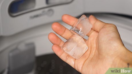How to Remove Wrinkles from Clothes Without Iron: Quick Fixes